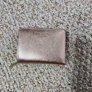 Kate Spade NWT Staci Small Zip Around Wallet Rose Gold Metallic Saffiano Leather